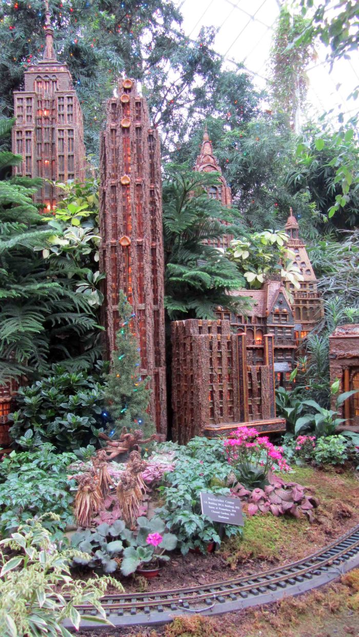 Botanical_garden_train_exhibition_11