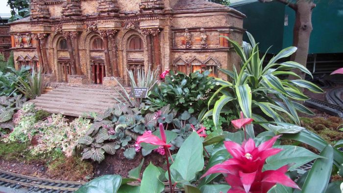 Botanical_garden_train_exhibition_10