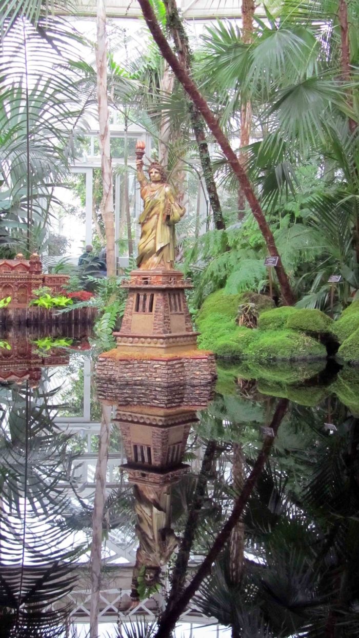 Botanical_garden_train_exhibition_2